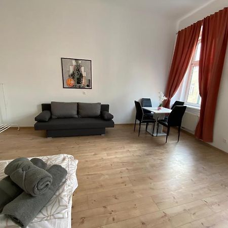 Quad-Room Near Prater Stern Vienna Exterior photo