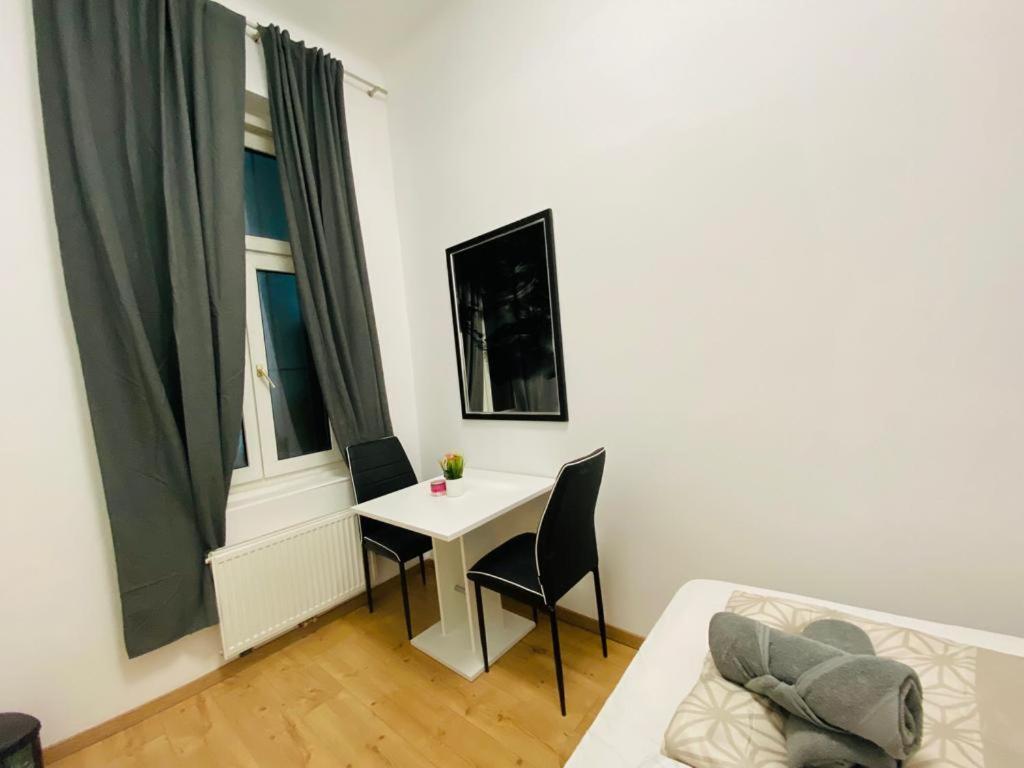 Quad-Room Near Prater Stern Vienna Exterior photo