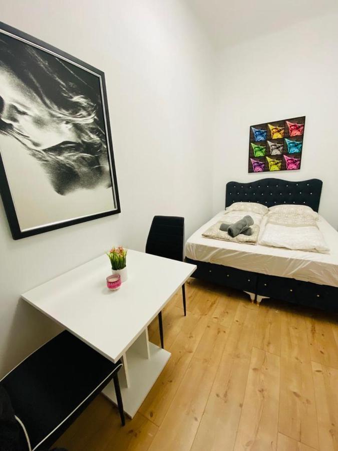 Quad-Room Near Prater Stern Vienna Exterior photo