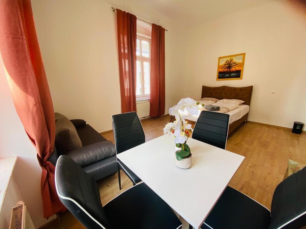 Quad-Room Near Prater Stern Vienna Exterior photo